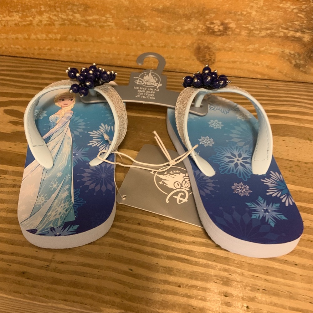 Disney Frozen Sandals 9/10
